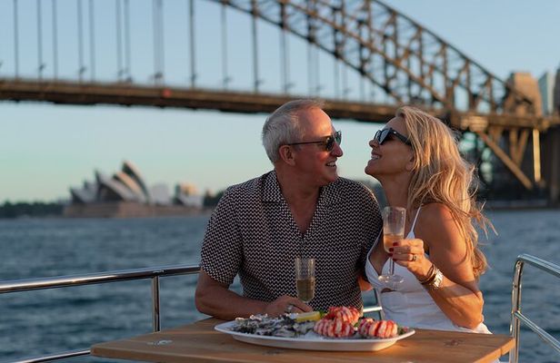 Sydney Harbour Twilight Champagne Cruise