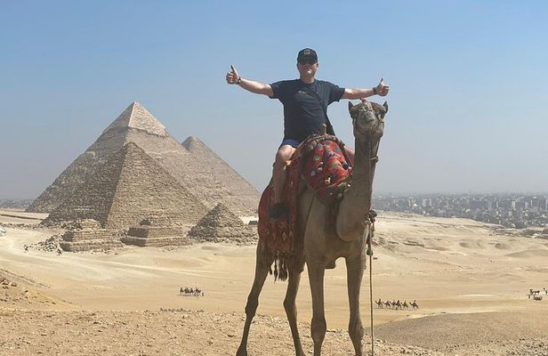 Full day tour Giza Pyramids Sphinx &Lunch and Shopping tour