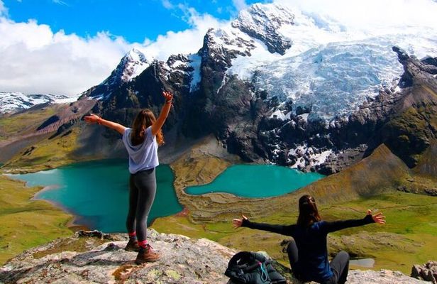 Private tour of 7 Ausangate Lagoons from Cusco