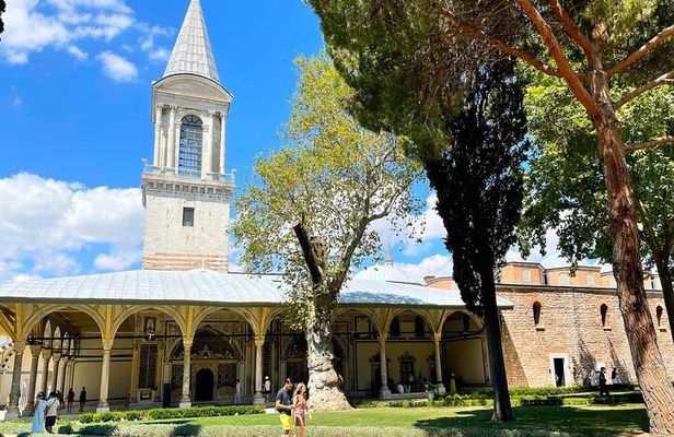 Skip-the-Line Admission ticket to Topkapi Palace & Harem Section
