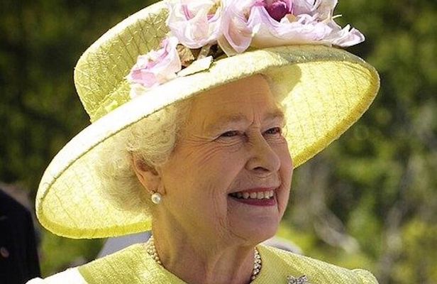 The Life & Legacy of Queen Elizabeth II-A Royal Private Tour
