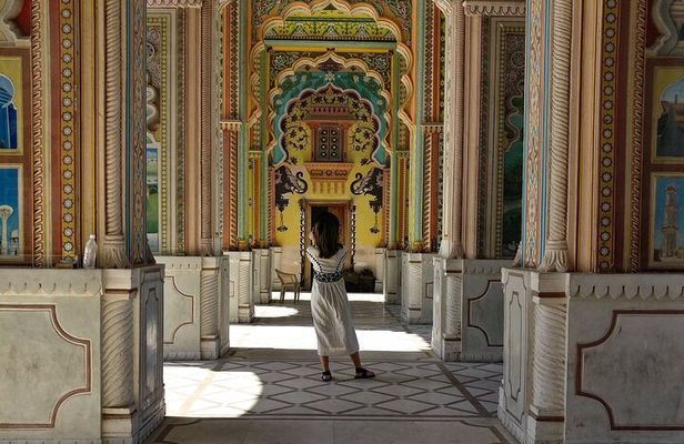 Jaipur Pink City Private Day Trip from Delhi with transfer