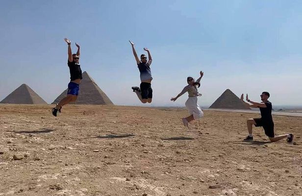 Private Tour To Giza Pyramids, National Museum, Cave church