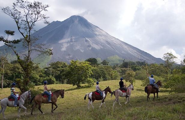 Horseback Riding around Arenal Volcano base