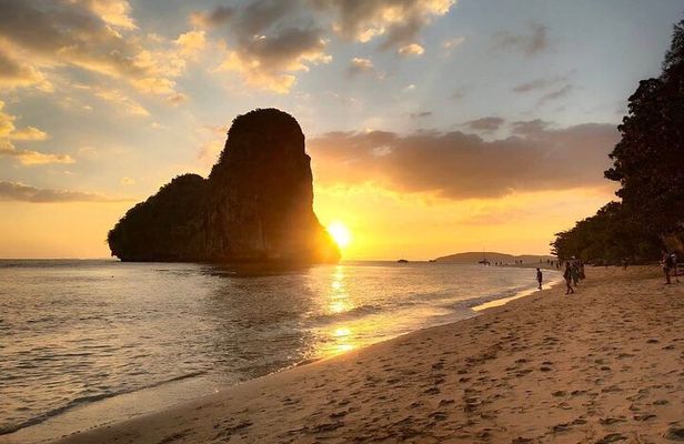 Krabi 7 Islands Adventure: Sunset & Plankton Speedboat