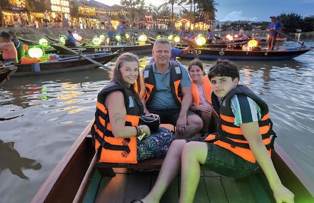 PRIVATE TOUR at Hoi An Countryside and Hoi An City with Boat ride