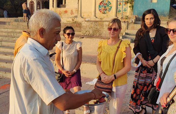 Delhi By Dawn:Secret morning Delhi Tour + Breakfast all inclusive