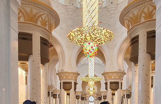From Dubai : Abudhabi sheikh zayed grand mosque tour