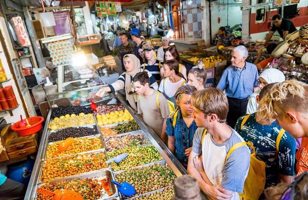 Foodie and Sightseeing Tour in Fez El Bali