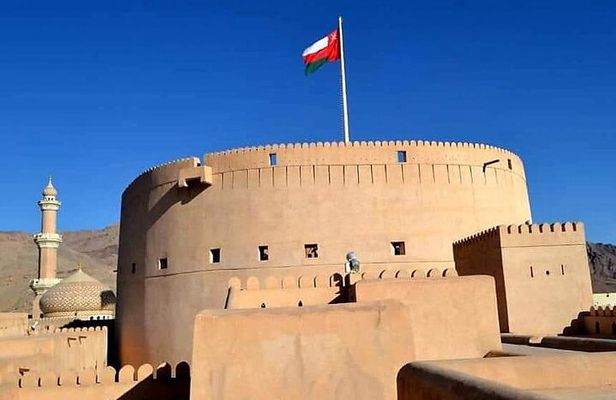 Mountains & Fortresses – Private Day Tour to Nizwa & Jebel Akhdar