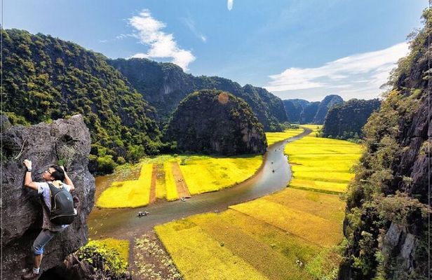 Ninh Binh Daily Tour All-Inclusive Bus, Guide, Lunch & Activities