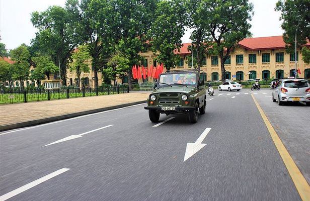 Hanoi Jeep Tours Led By Women: City & Countryside Half Day Combo
