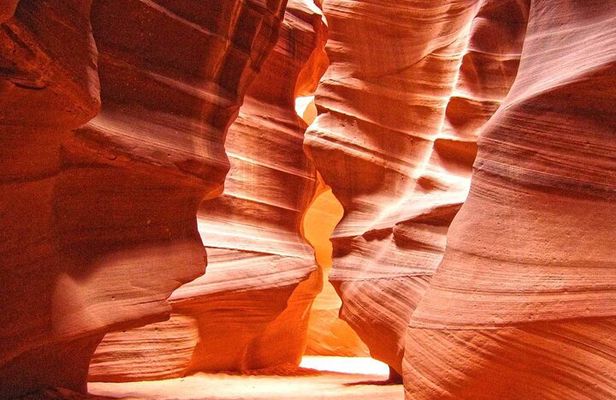 Upper Antelope Canyon Tour With Ticket