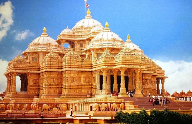 Divine Temples Tour in Delhi