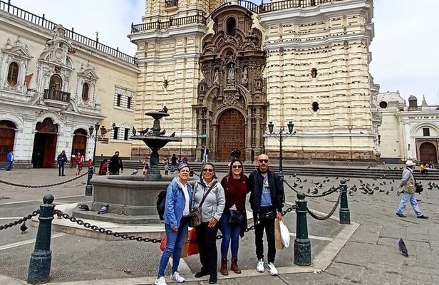 Half Day Private Tour to Historic Places of Lima