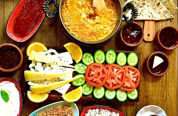 Istanbul Guided and Private Food and Wine Tasting Tour