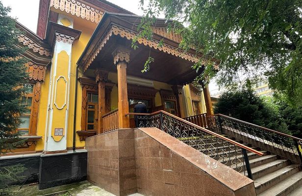 Guided Walking City Tour in Almaty