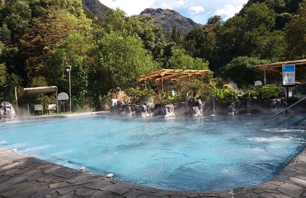 Private Tour from Quito to Papallacta Hot Springs + ticket Included