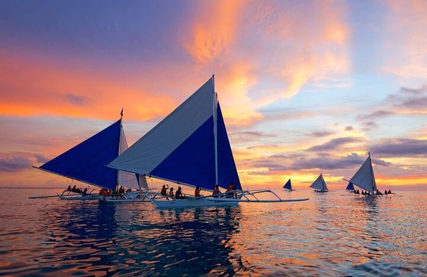 Boracay Paraw Sailing
