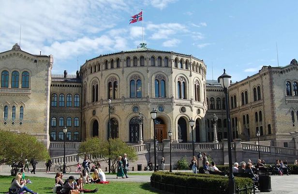Oslo Self-Guided Murder Mystery Tour by Stortinget 