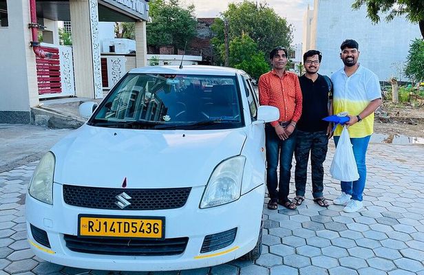 Full-Day Private Udaipur Sightseeing Tour with optional Guide