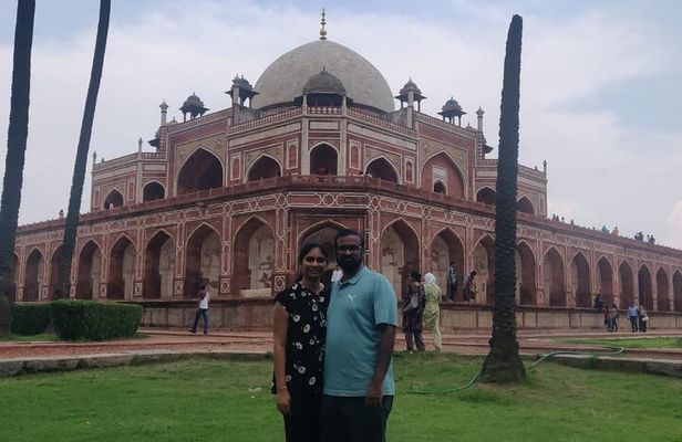 Full Day Old Delhi and New Delhi Tour