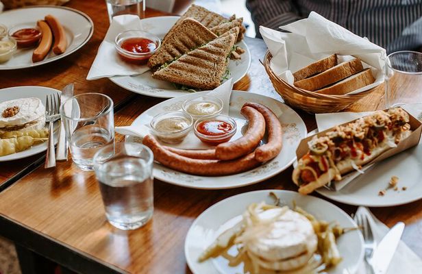 PRIVATE 4 Hour Tour: Czech Beers & Tapas in Prague's Local Areas