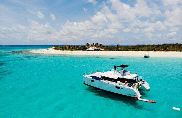 Private Full Day Boat Tour in St-Maarten