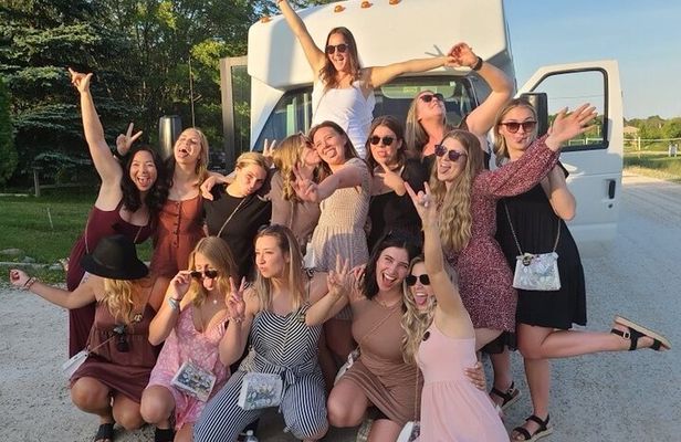Toronto to Niagara Wine Tour