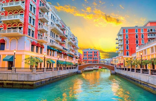 Doha: Pearl Island Food Tour – 7 Tastings, AC Vehicle