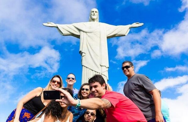 A Day in Rio: Christ the Redeemer, Sugarloaf Mountain, Selaron with Lunch
