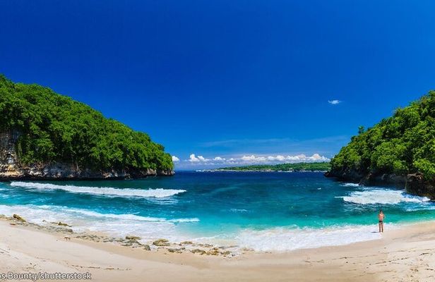 Blue Lagoon Snorkeling and All Inclusive Lempuyang Temple Tour