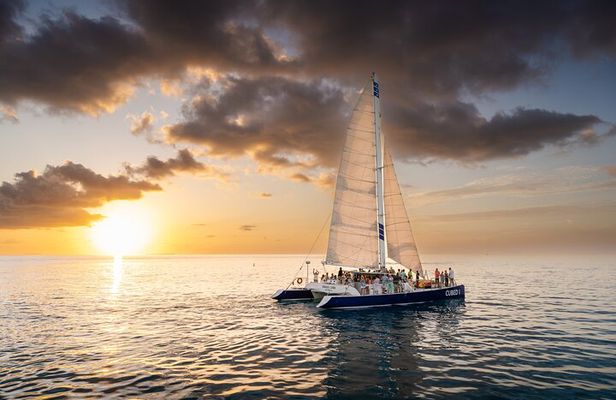 Key West Sunset Sail with Full Bar, Live Music and Hors D'oeuvres