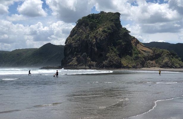 Piha Beach