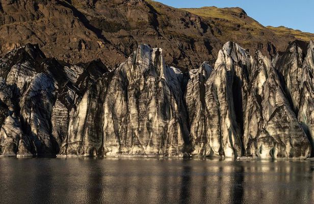 Private Full-Day Discovery of the Icelandic South Coast
