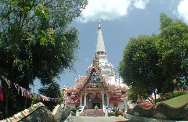 Temples Tour in Thailand from Khaolak