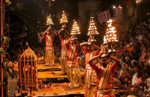 7 Days Golden Triangle Tour with Ranthambore & Varanasi Tour