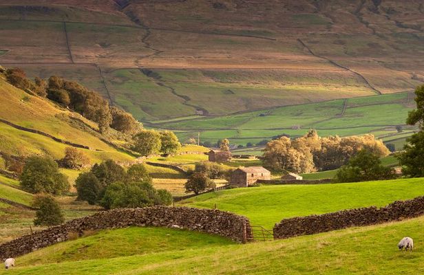 Luxury Private Yorkshire Dales National Park Tour