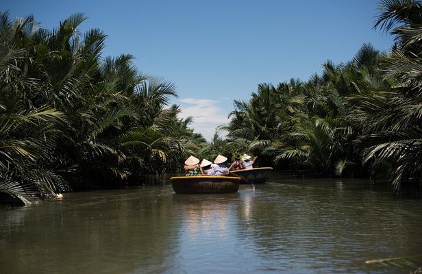 Coconut Basket boat, City tour, Boat ride, Night market from DN