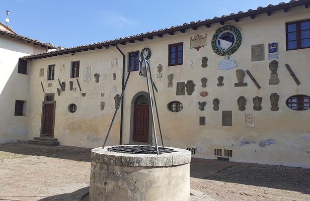 The foody village and the ancient castle