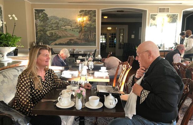 Private Colonial Williamsburg Breakfast - Exploring Before and After Restoration