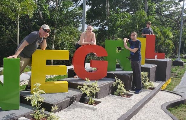 Negril, Seven Mile Beach, Rick's Cafe Private Day Tour