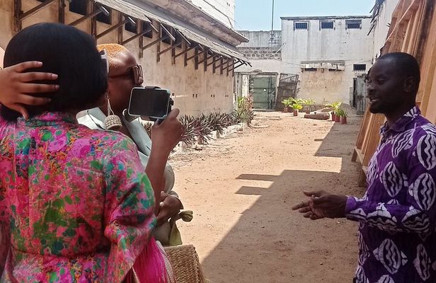 Accra Explored: A Full-Day Private City Tour for Culture Seekers