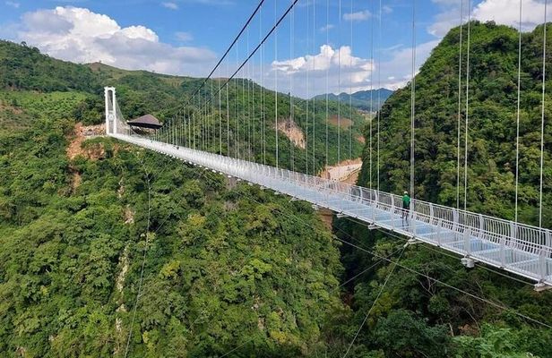 Moc Chau 2D 1N Private Tour From Hanoi with Bach Long Glass Bridge