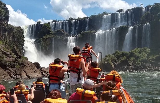 Iguazu Falls: Argentinian Side with Boat Ride, Jungle-truck and Train