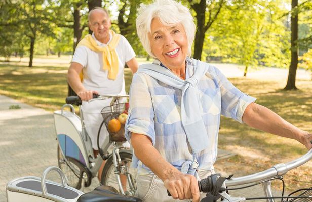 Bike Tour of Prague Old Town, Top Attractions and Nature