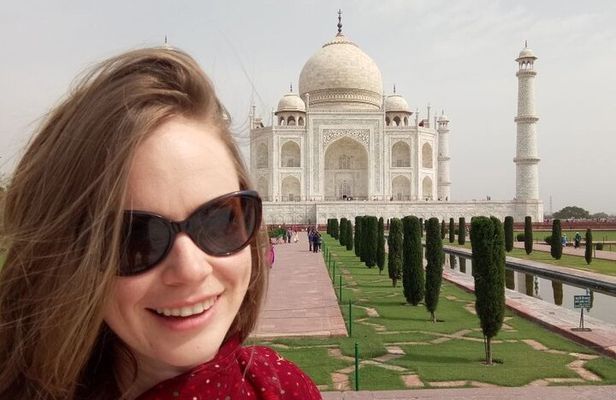 Ex-Delhi: Same Day Agra Tour by Superfast Train with Transfers