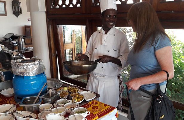 Zanzibar Cooking Class [Swahili food test ] and Spice farm Private tour