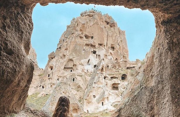 2 Days 1 Night Cappadocia Tour from Istanbul by Plane with Optional Balloon Ride