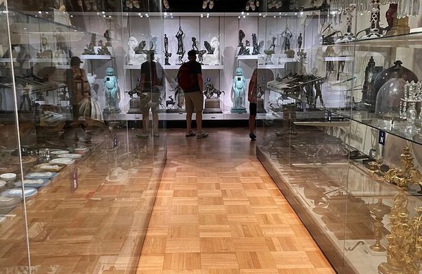 Ghost Stories: A Mysterious, Macabre Tour in the Metropolitan Museum